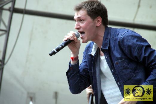 Ephrahim Juda (D) with Ganjaman 28. Summer Jam Festival - Fuehlinger See, Koeln - Green Stage 05. Juli 2013 (13).JPG